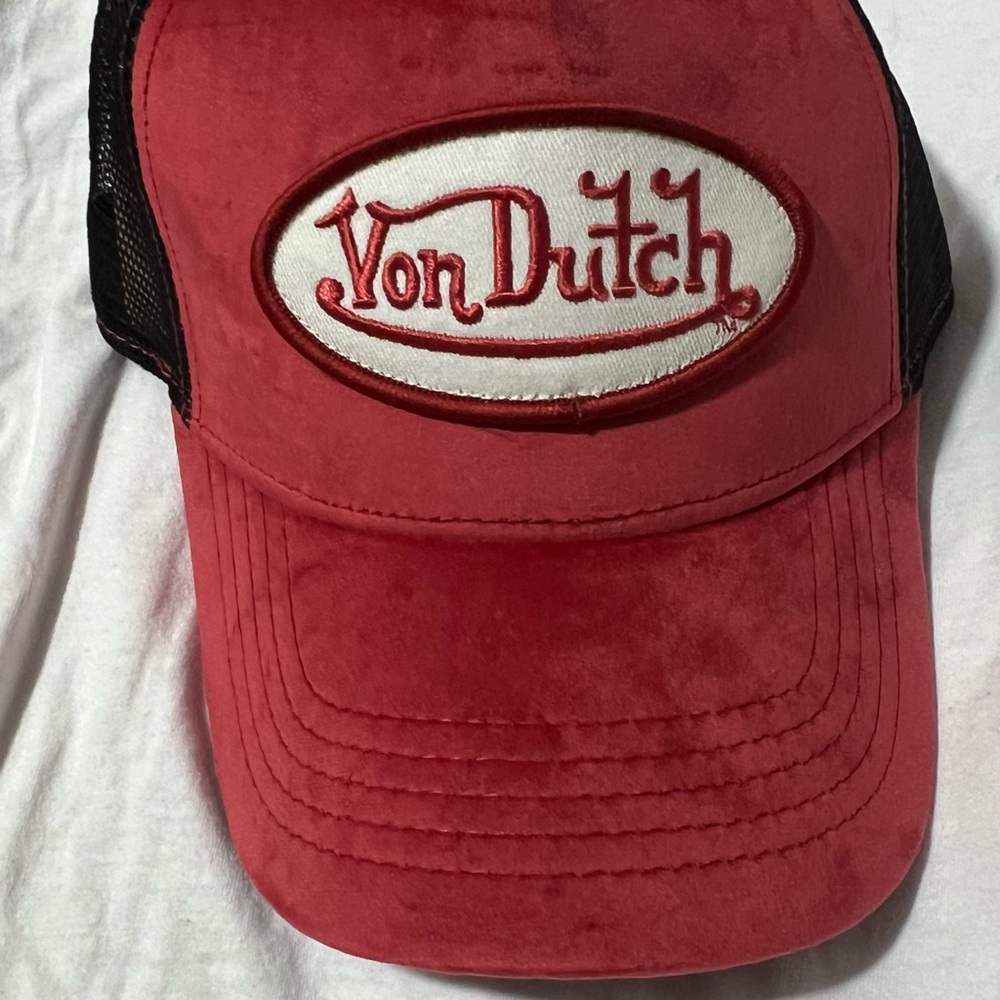 Von Dutch Red and Black Trucker Hat with Patch Logo NWT Velvet Velour